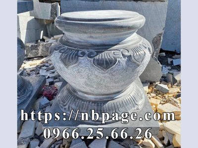 Tảng bồng đá tự nhiên, nguyên khối.